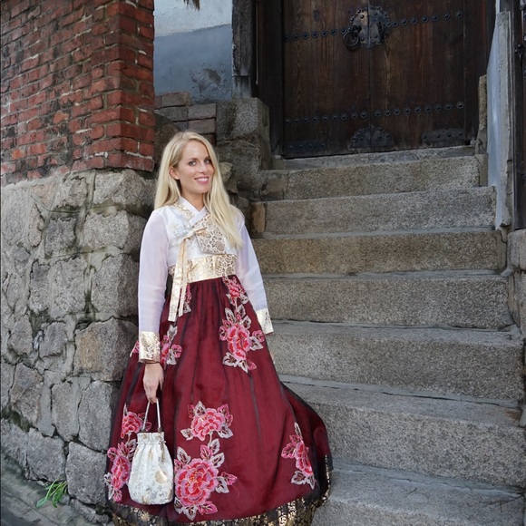 Meet your Posher, Trisha - Picture 3 of 9